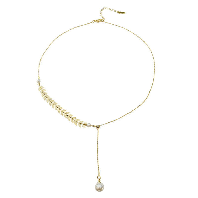 Minimalist Pearl Choker with Leaf Pendant Necklace